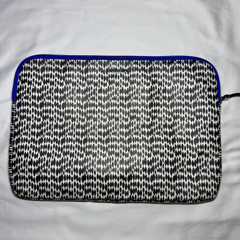 Stella & Dot Padded Laptop Case